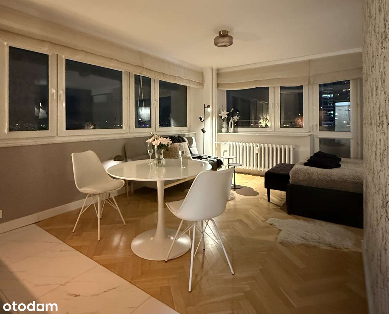 Kawalerka | XII Piętro | Centrum Warszawy-11