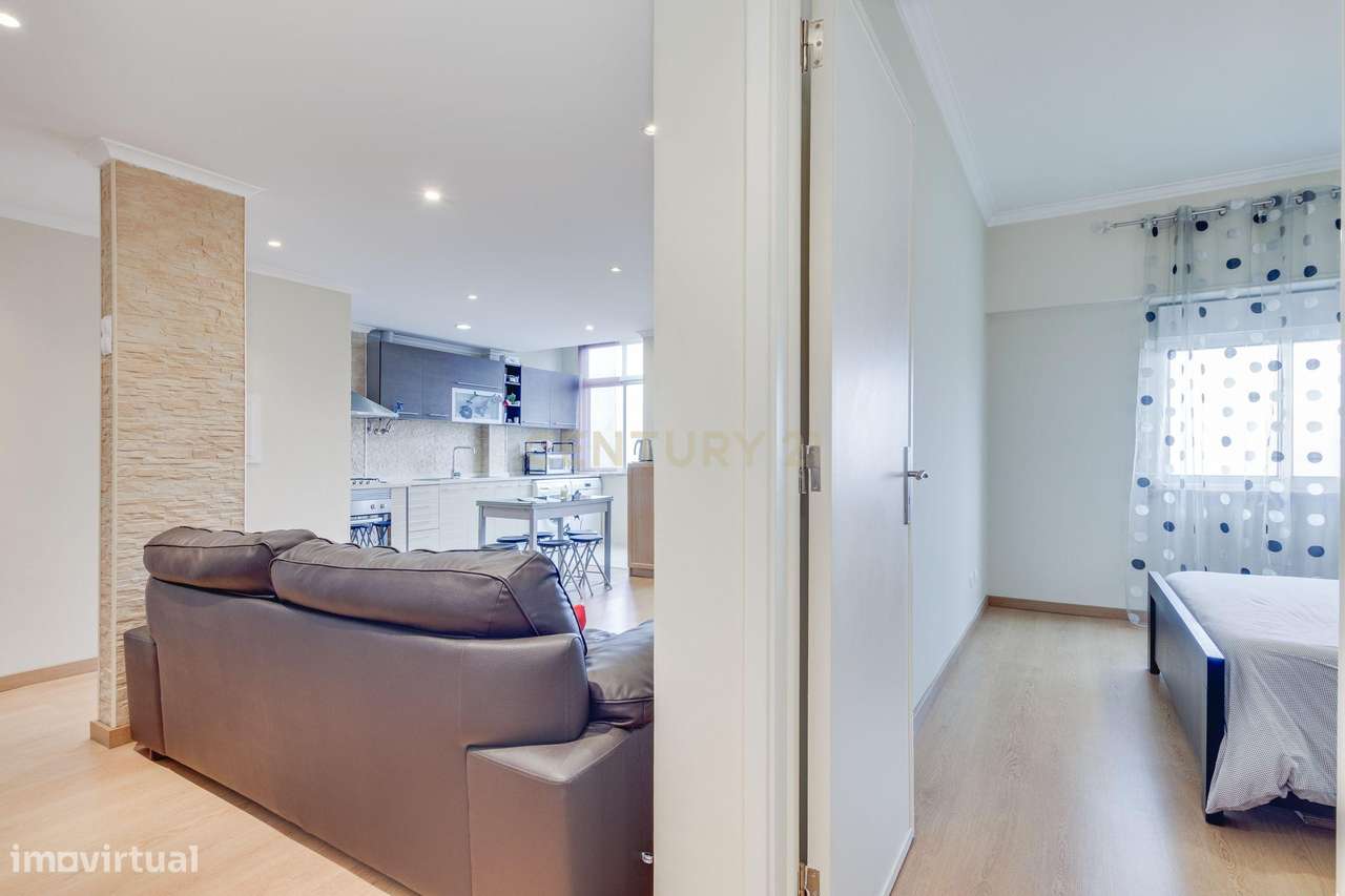 Viva no Centro da Amadora – T2 Espaçoso e Luminoso-9