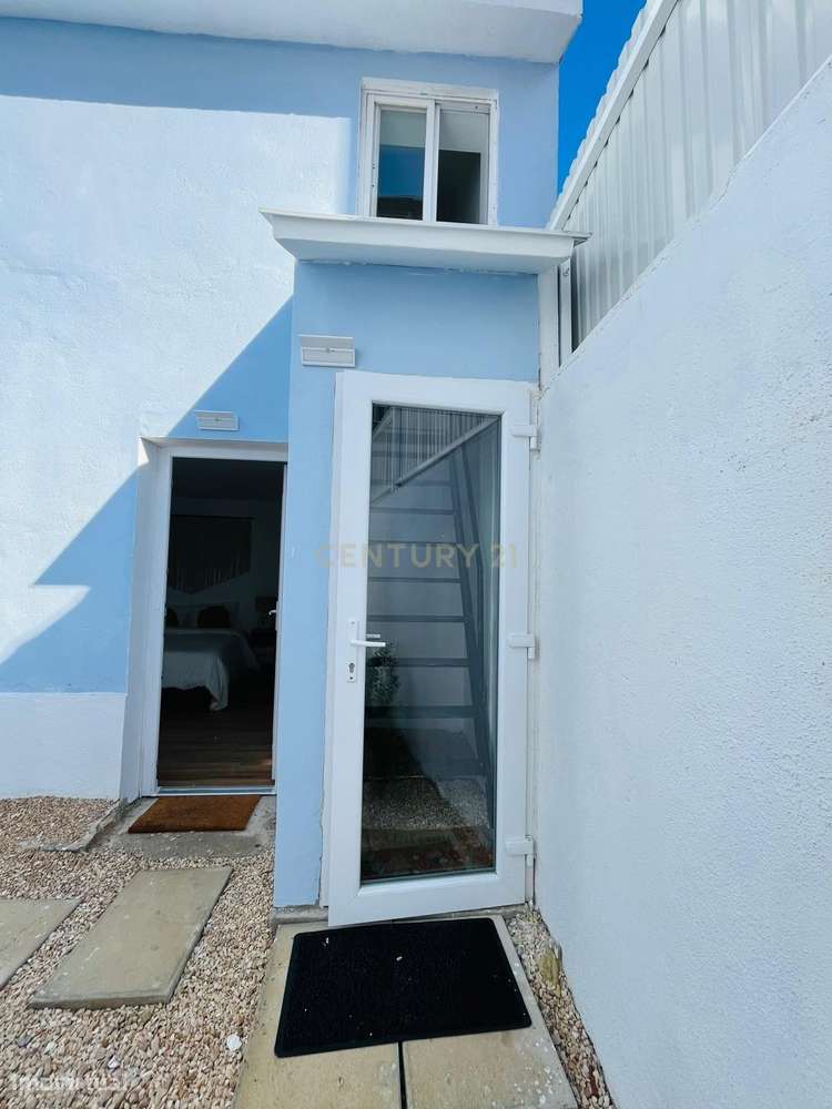 Casa de Hostel Renovada na Costa da Caparica, Almada-20