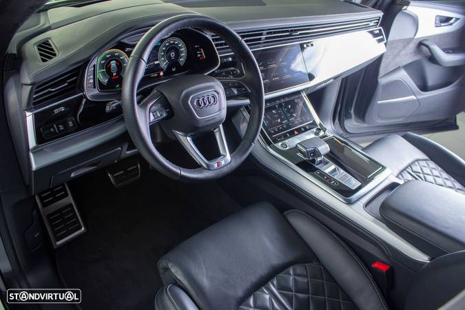 Audi Q8 60 TFSIe quattro S line Tiptronic - 17