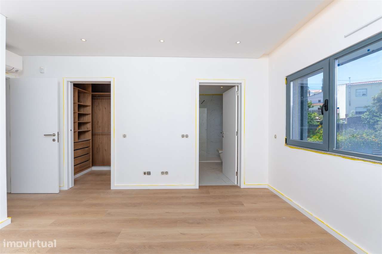 Moradia de 4 assoalhadas na Amoreira, Alcabideche, Cascais - Grande imagem: 4/41