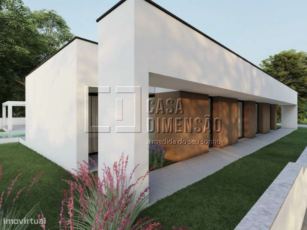 Moradia Térrea isolada de Arquitectura Moderna de tipologia T4 na z...-14