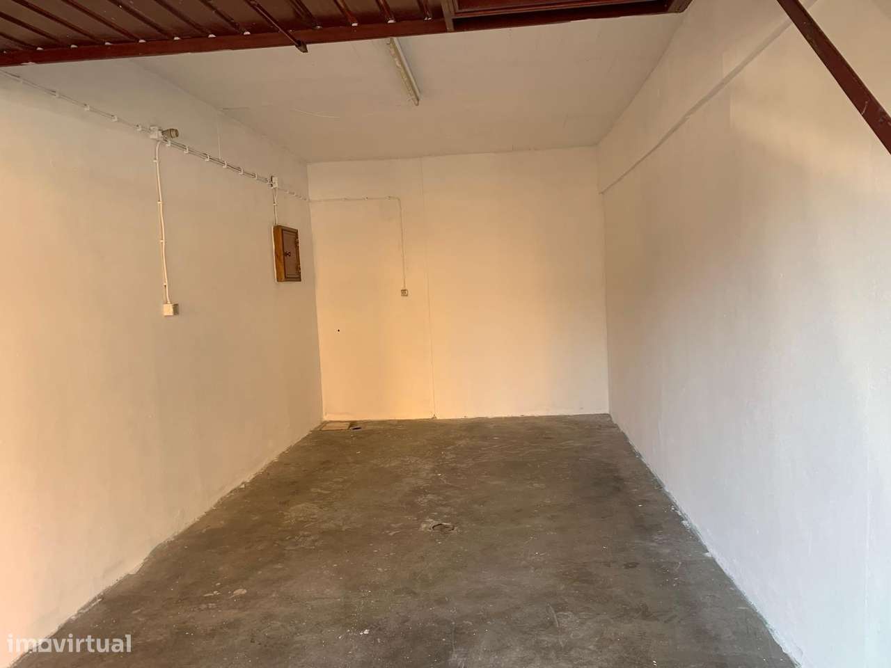 Garagem  com 17 m² em Mem-Martins - Grande imagem: 4/16