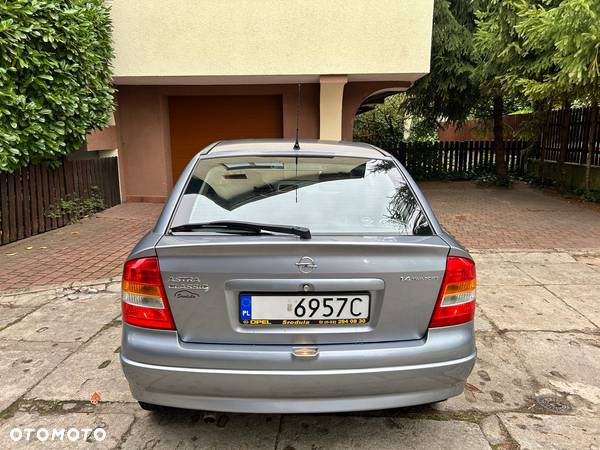 Opel Astra - 9