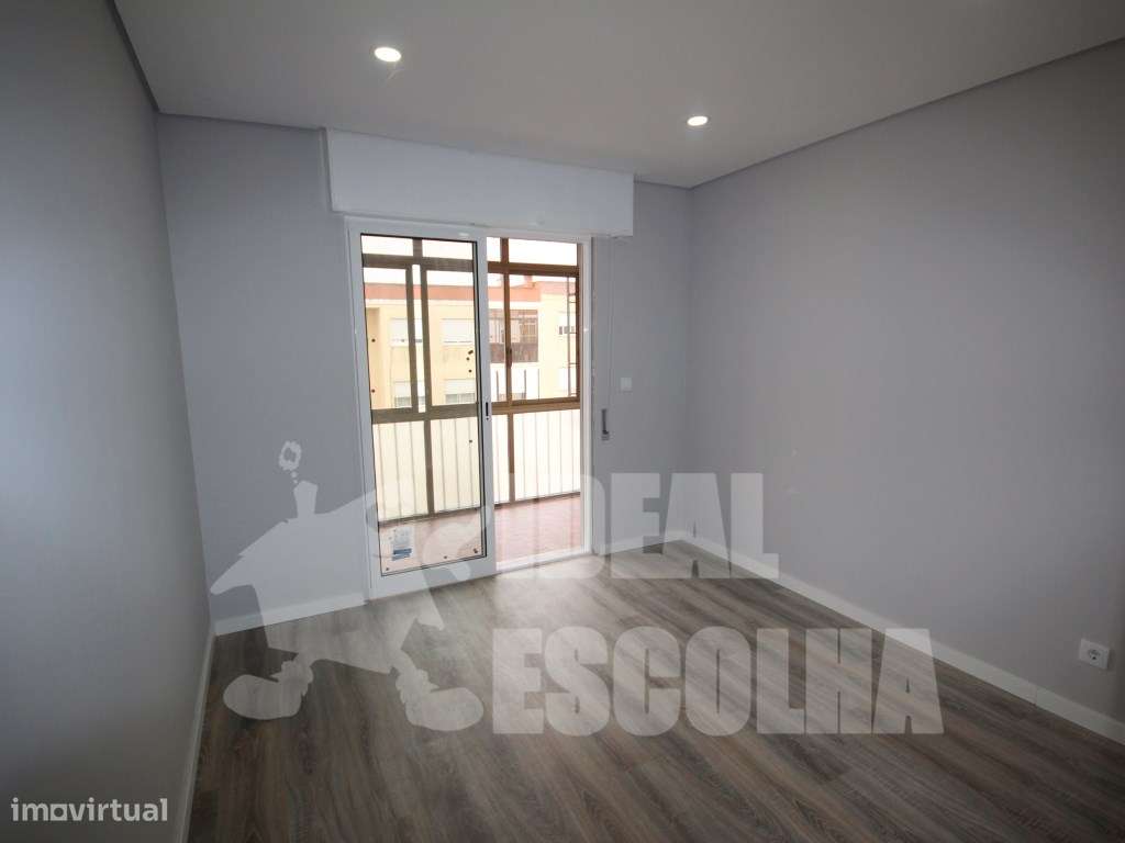 T3 CRUZ DE PAU 295 000 - Grande imagem: 5/16