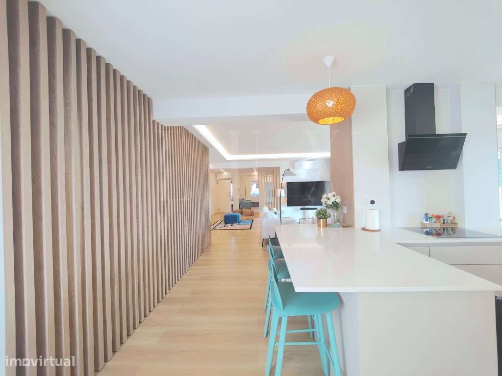 PENTHOUSE T5 DE LUXO COM VISTA FRONTAL DE MAR NO CENTRO DO ESTORIL-19