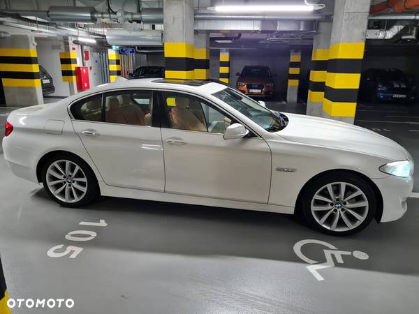 BMW Seria 5 535i Luxury Line - 6