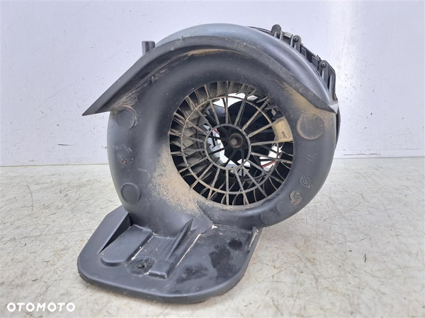 Dmuchawa wentylator nawiewu rezystor Renault Kangoo I 1.9 D 1998-2003r BEHR - 2