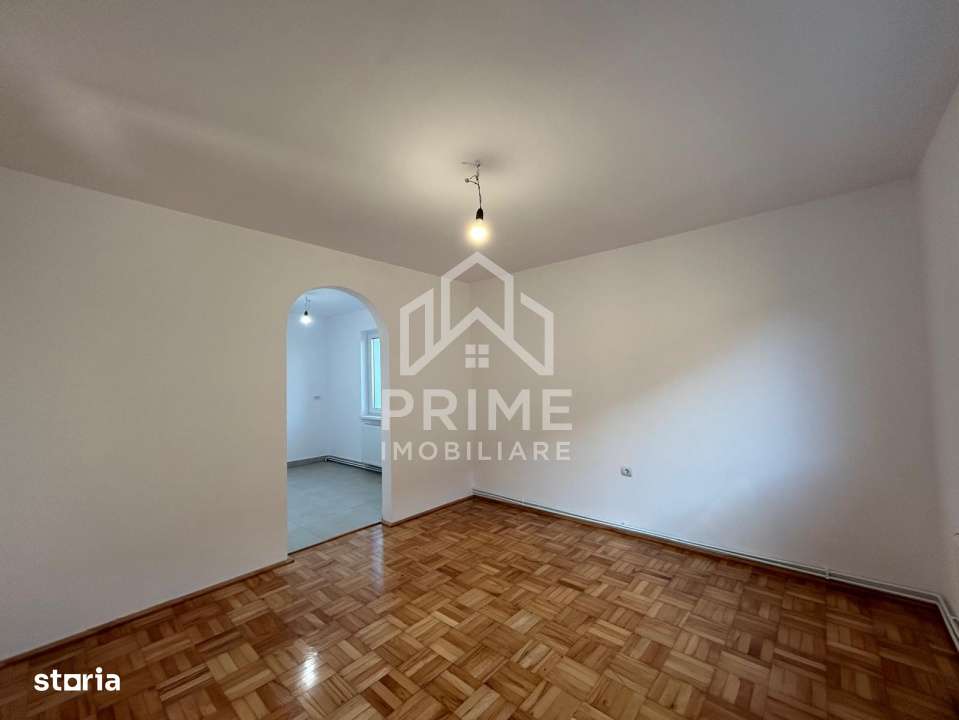 Proprietate versatila pentru locuit sau investitie - 203 mp, 8 camere - Imagine principală: 5/13