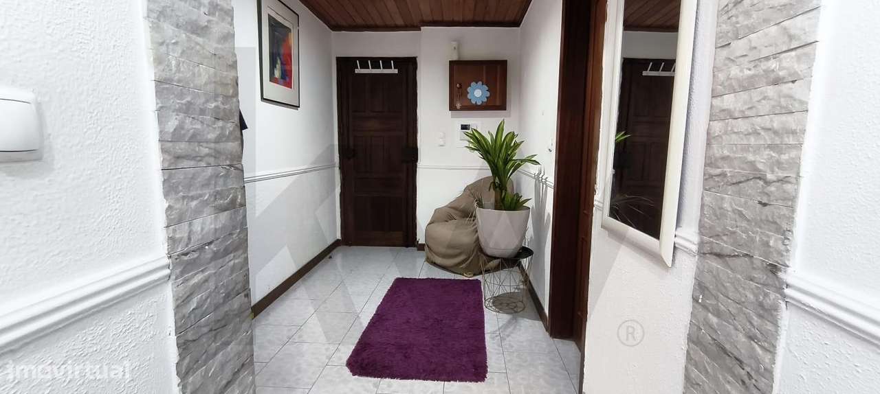 T2  na Praceta Cristóvão Falcão, em Massamá, concelho de Sintra-7