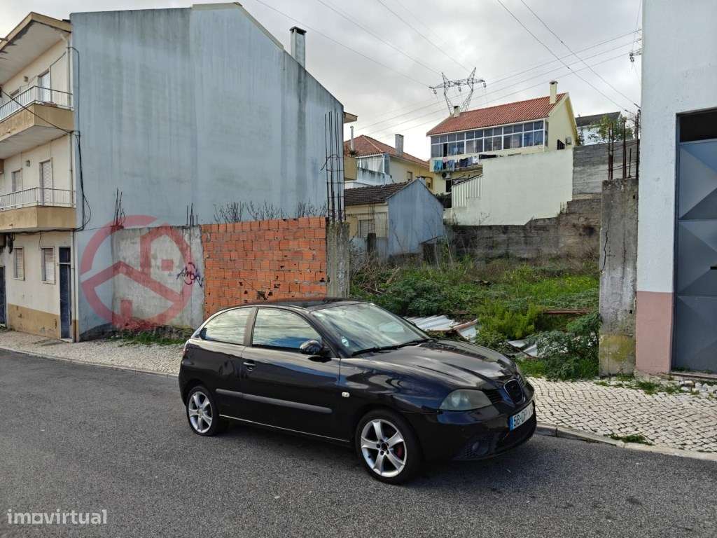 Terreno para construção de moradia isolada, na Pontinha - Grande imagem: 4/7