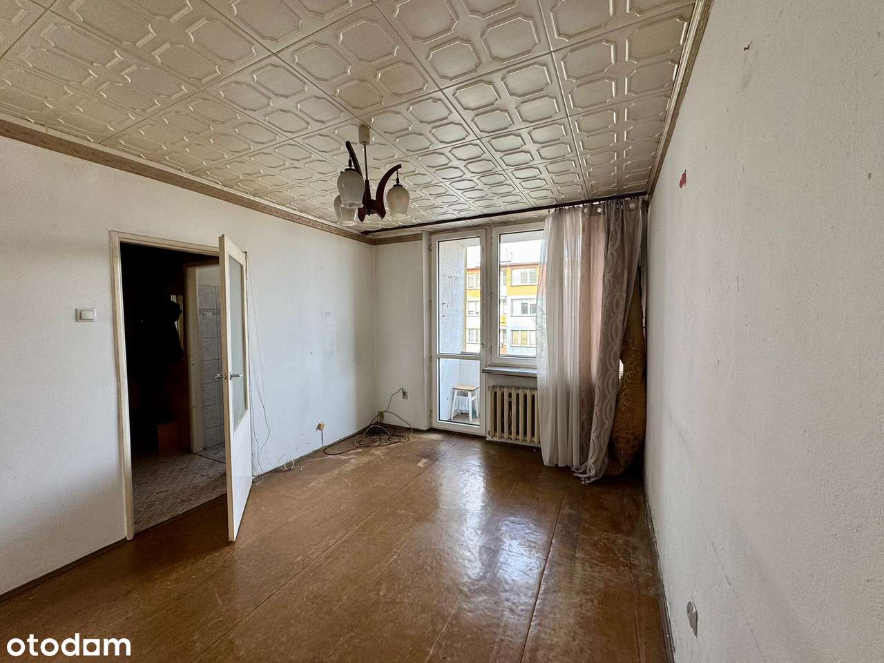 Mieszkanie 3 -pok + osobna kuchnia - do remontu, ul. Piastowska-4