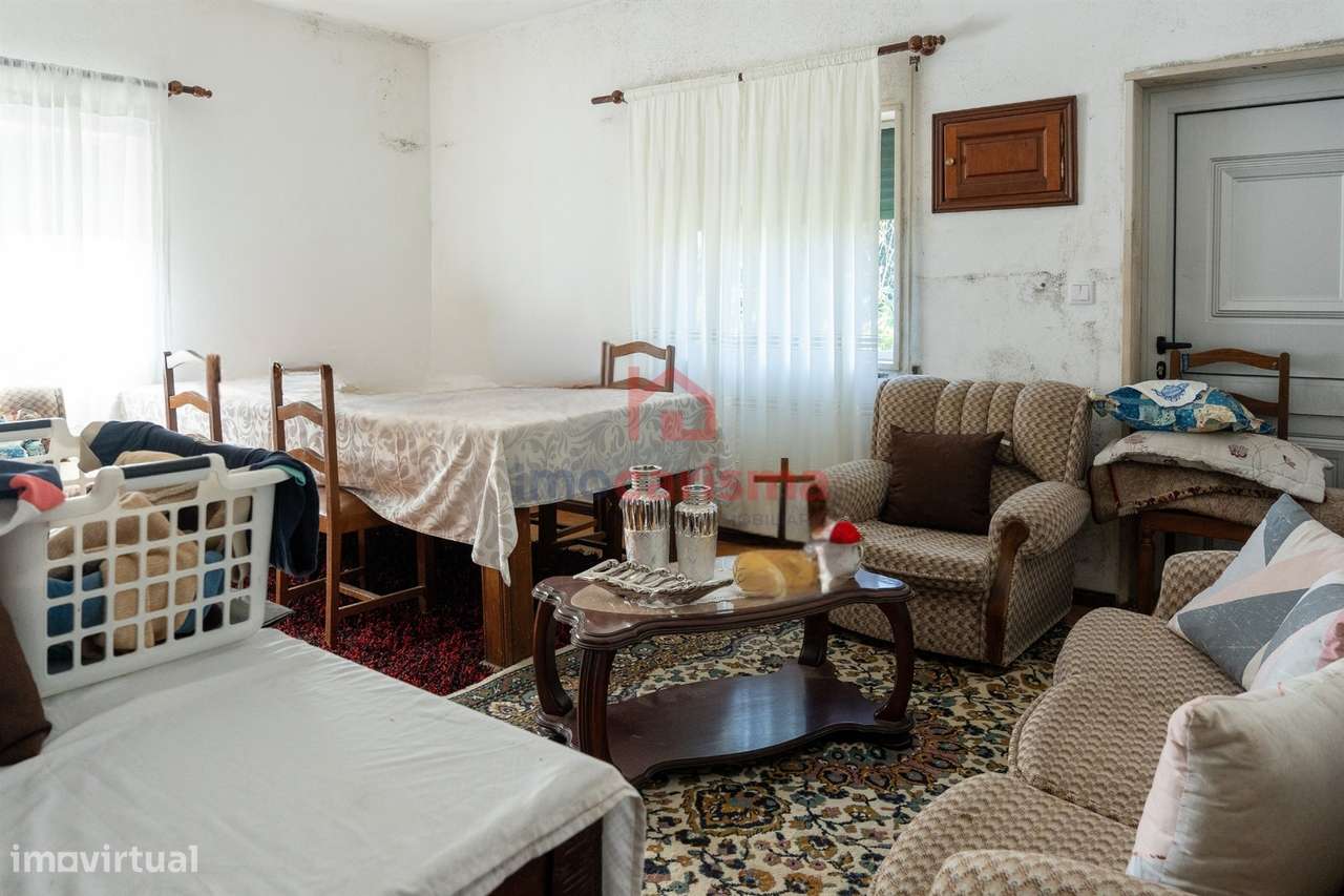 Moradia Térrea T3 em Santo Adrião, Vizela-1