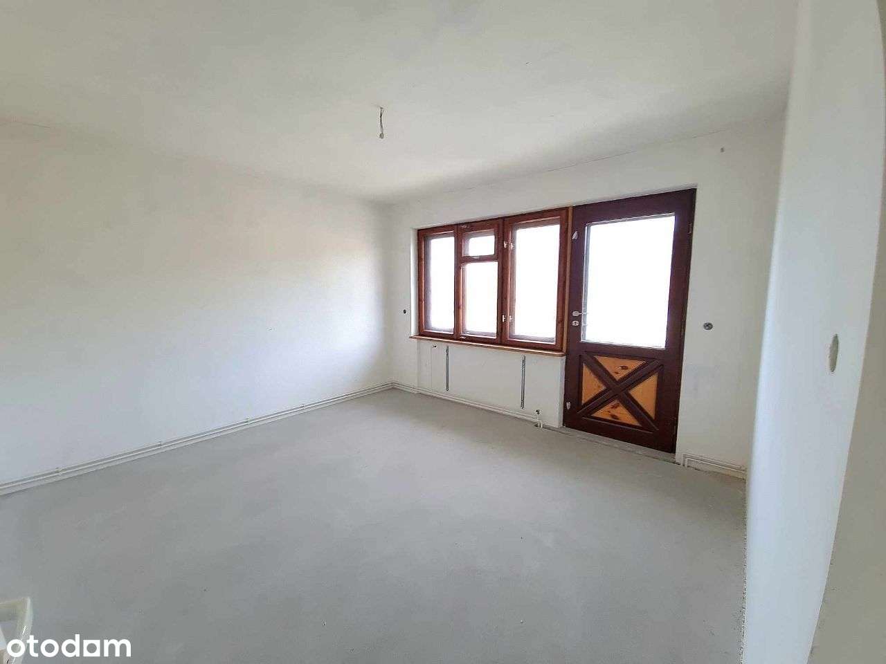 Dom z czterema oddzielnymi mieszkaniami. - Pełny obrazek: 5/13