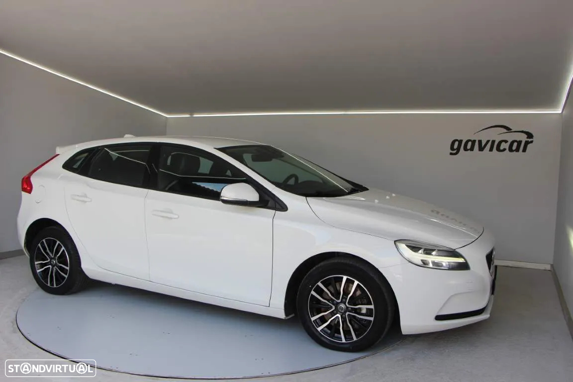 Volvo V40 2.0 D3 Momentum - 15