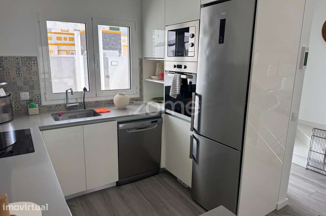 Moradia T4 com 2 Suites-6