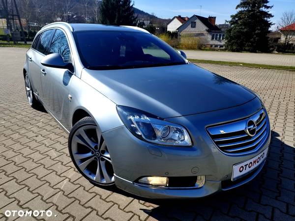 Opel Insignia 2.0 CDTI Sports Tourer Design Edition - 3