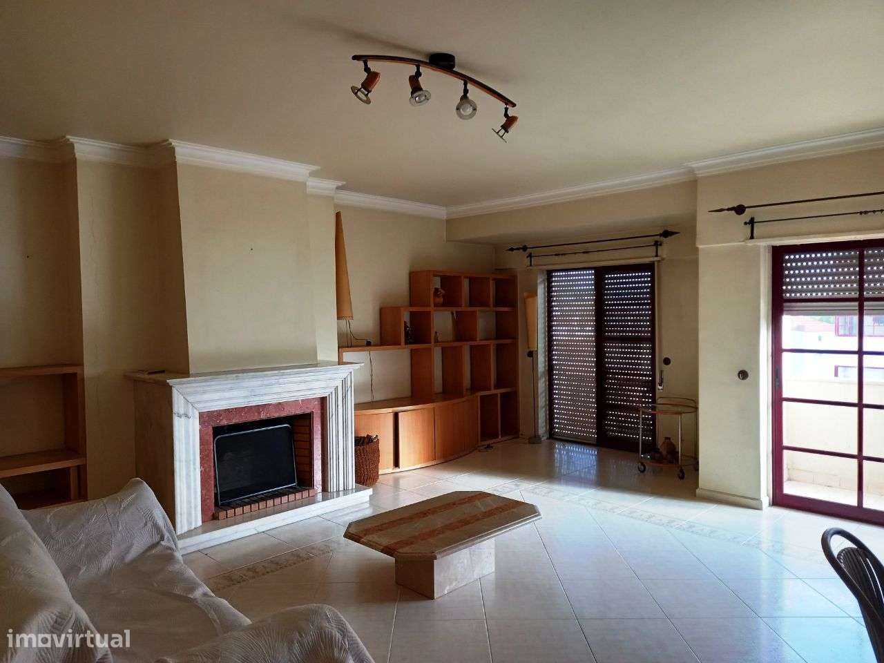 T4 para arrendar na Praceta Ordem de Cristo, Chapim, com parqueamento. - Grande imagem: 2/34