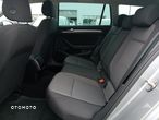 Volkswagen Passat 2.0 TDI EVO Essence DSG - 10