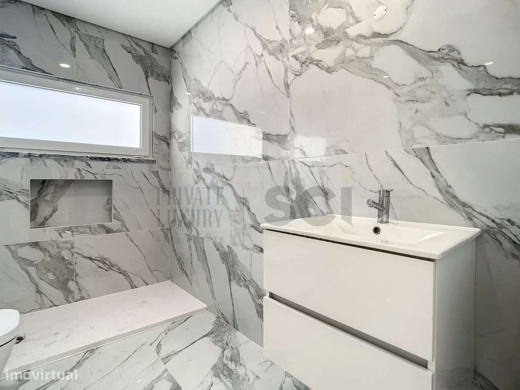 Moradia T3 em Fernão Ferro com Pérgula e Logradouro-24