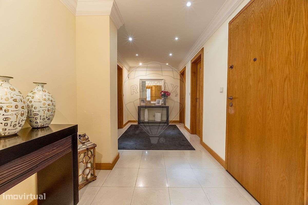 Apartamento T4 para venda-3