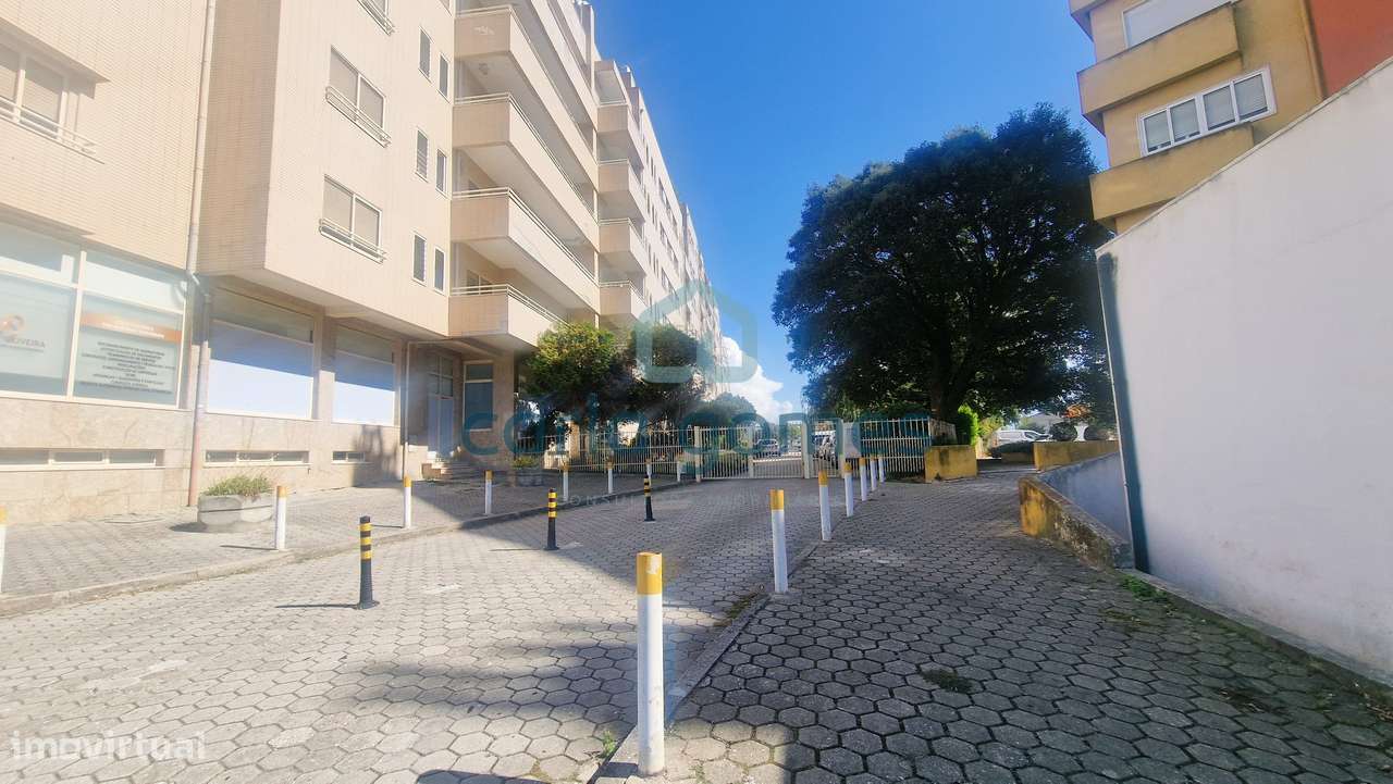 APARTAMENTO T1 C/ LUGAR DE GARAGEM ELEVADOR | VILAR PARAÍSO, V.N. GAIA-1
