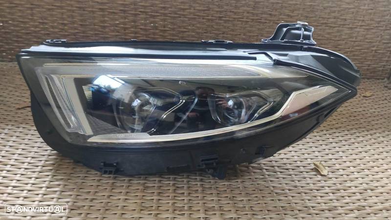 farol esquerdo full Led Multibeam Mercedes CLS w257 - A2579068300 - 1