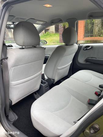 Honda City 1.4 Comfort - 14