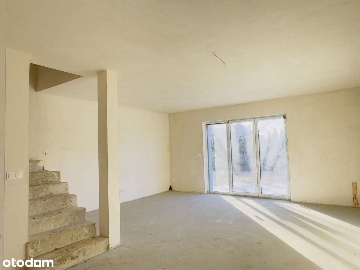 Nowy dom z pompą ciepła. Gotowy / budowa zakończona.-9