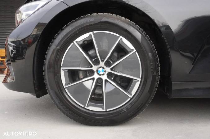 BMW Seria 3 - 38