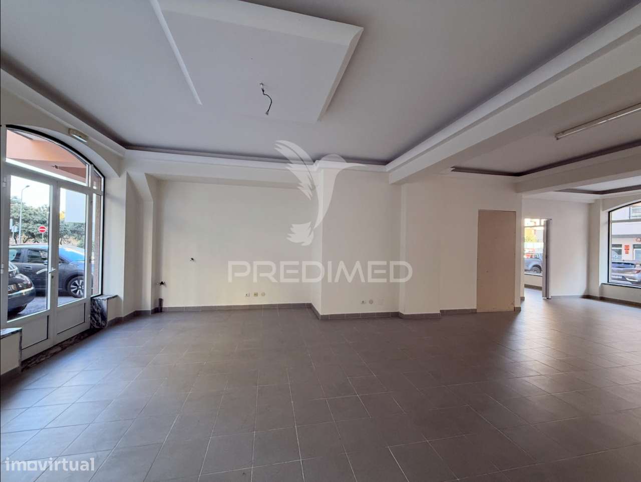 Loja para arrendamento - Grande imagem: 3/23