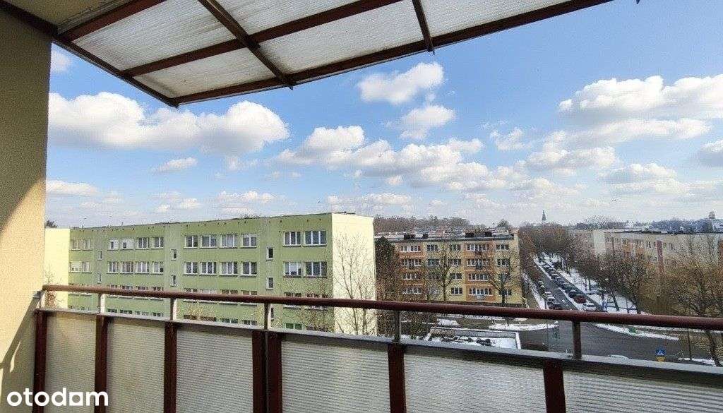 Mieszkanie z balkonem na Osiedlu Centralnym-12