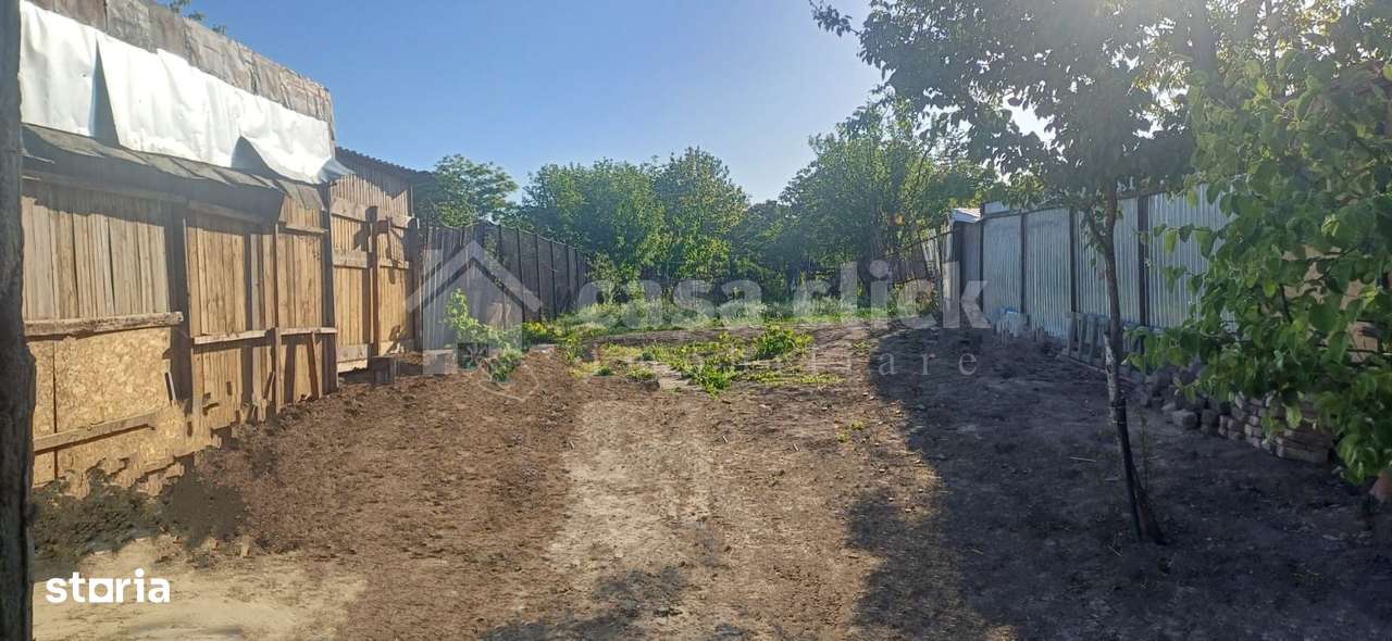 Teren 458 mp cu casă de 164 mp, Str. Războieni-Basarabiei-8