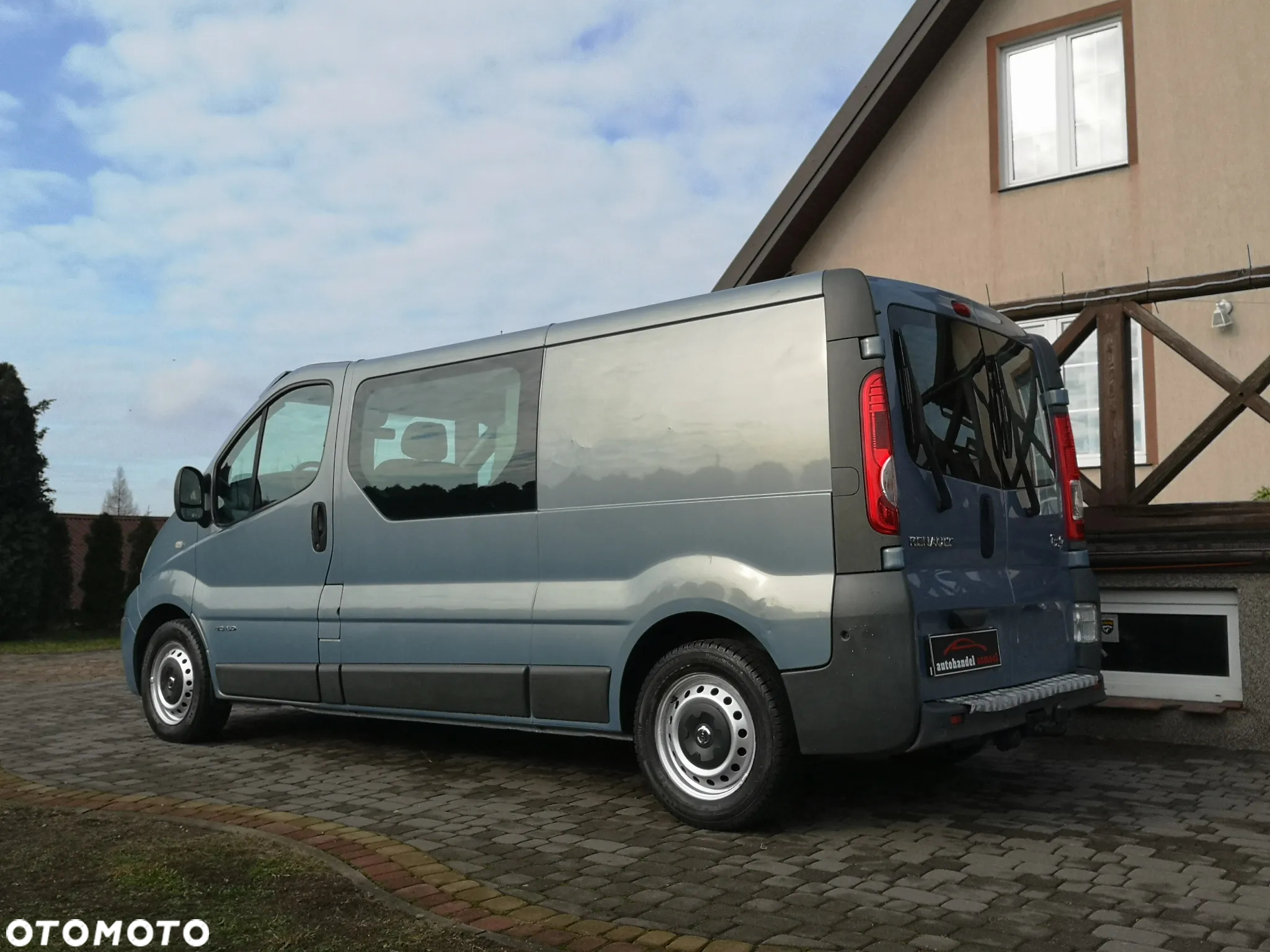 Renault Trafic 2.5dCi 150 - 4