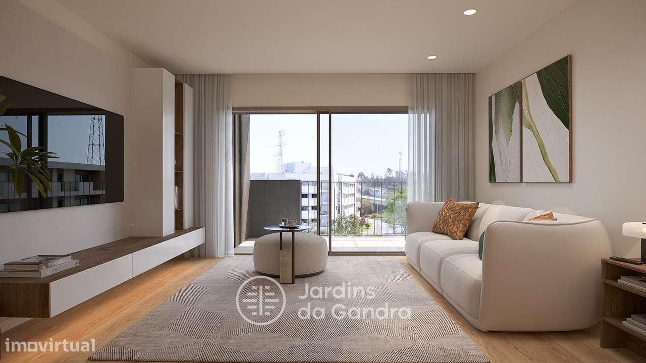 T3 em Gandra-Paredes | Boa localização (próximo A4/A41) e com jardim-6