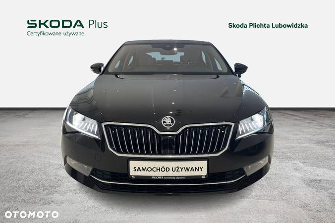 Skoda Superb 2.0 TDI 4x4 L&K DSG - 8