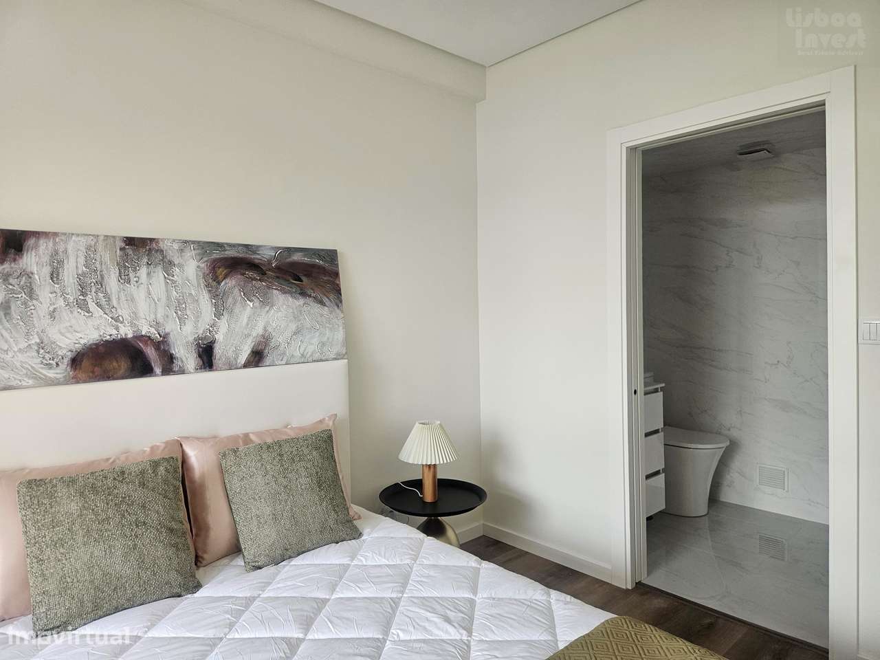 Apartamento T3 Novo com Varanda em Benfica-9