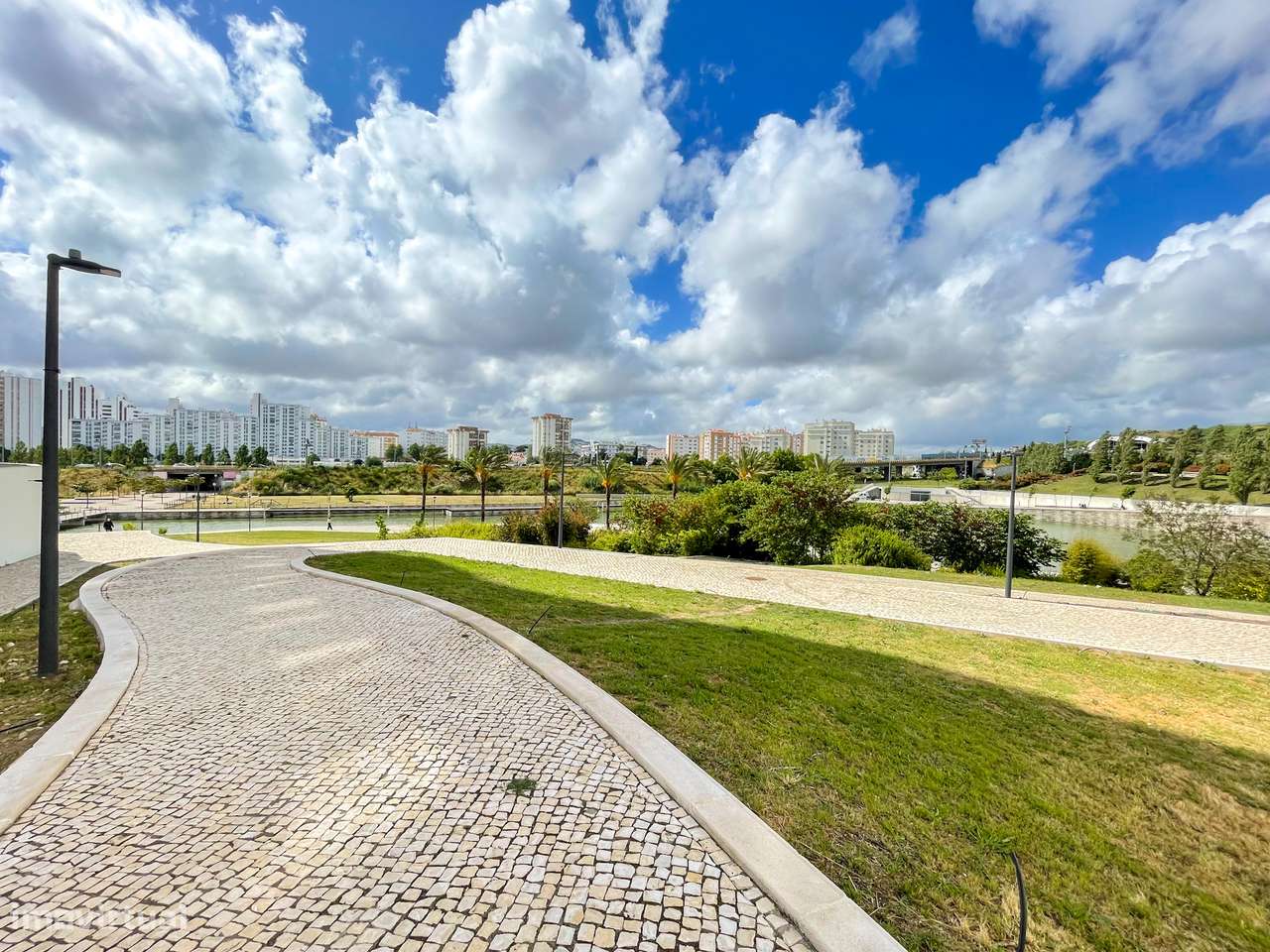 Terreno para Construção de Prédio - Lumiar  - Lisboa-12