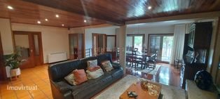 Moradia T4 de Excelência em Localização Privilegiada - 430m² - Grande imagem: 5/25