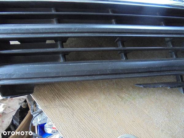 VOLKSWAGEN CRAFTER II GRILL ATRAPA - 6