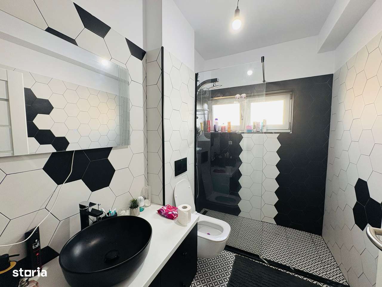 Apartamen decomandat cu 2 camere, terasa, mobilat si utilat - la vila - Imagine principală: 3/11