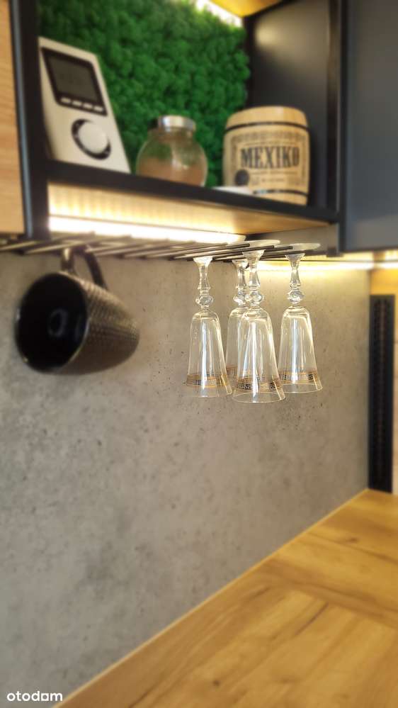 Kawalerka po generalnym remoncie w samym sercu miasta, obok Amfiteatru - Pełny obrazek: 4/20