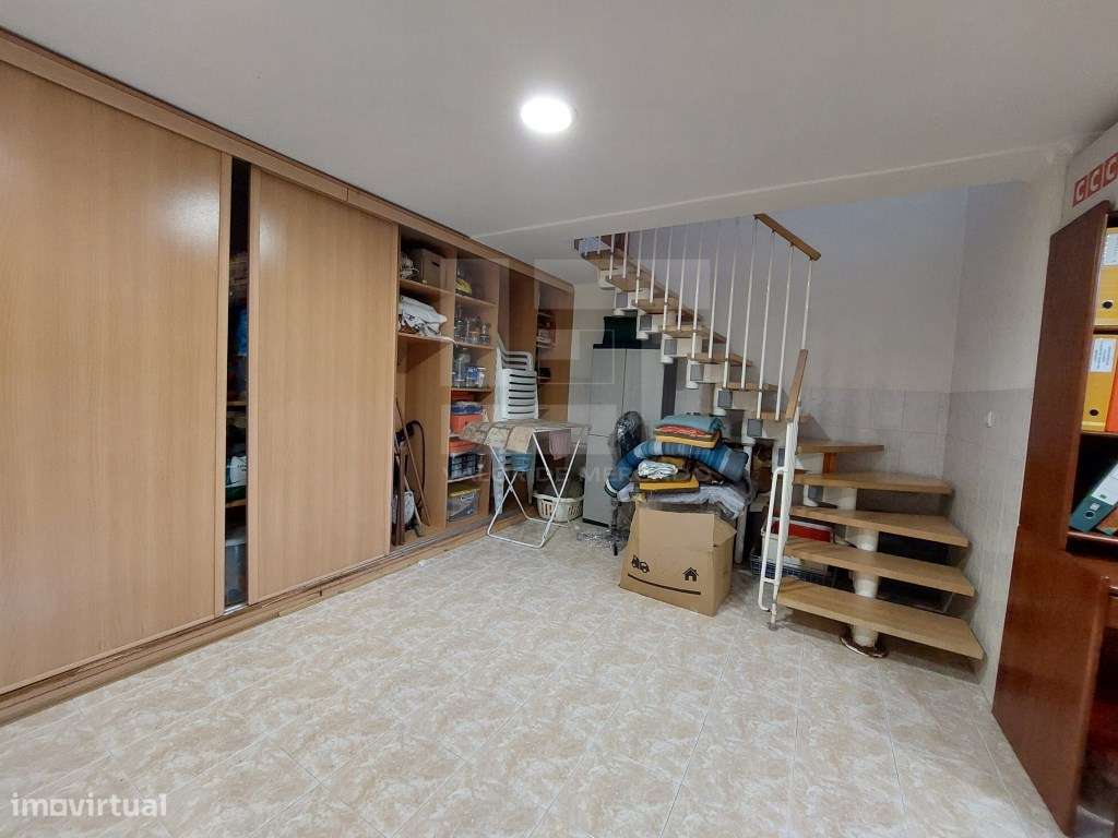 Moradia em banda à venda, t4 , Quinta Grande.-57