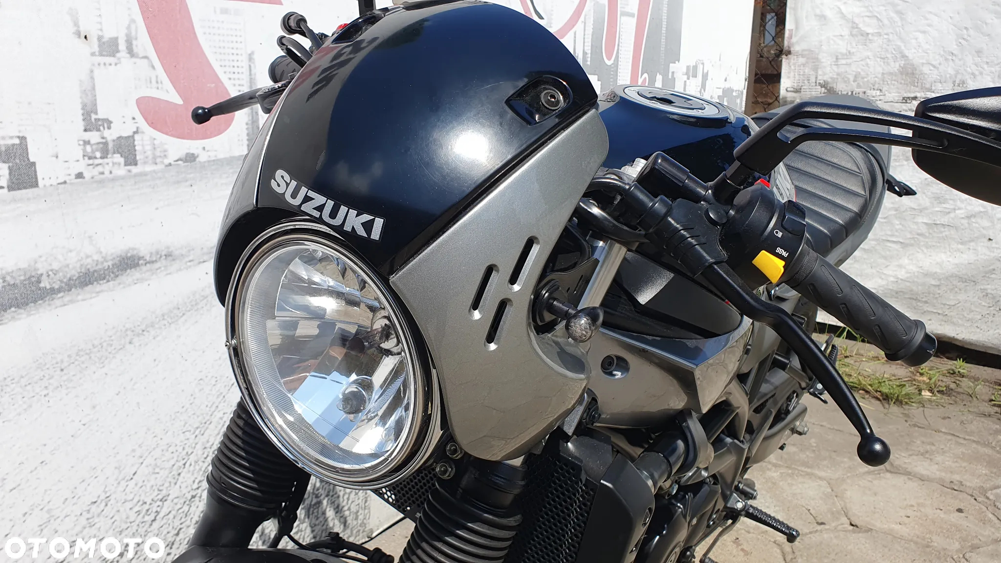 Suzuki SV - 8