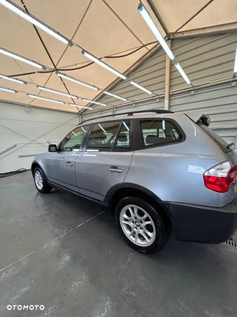 BMW X3 xDrive20i - 12