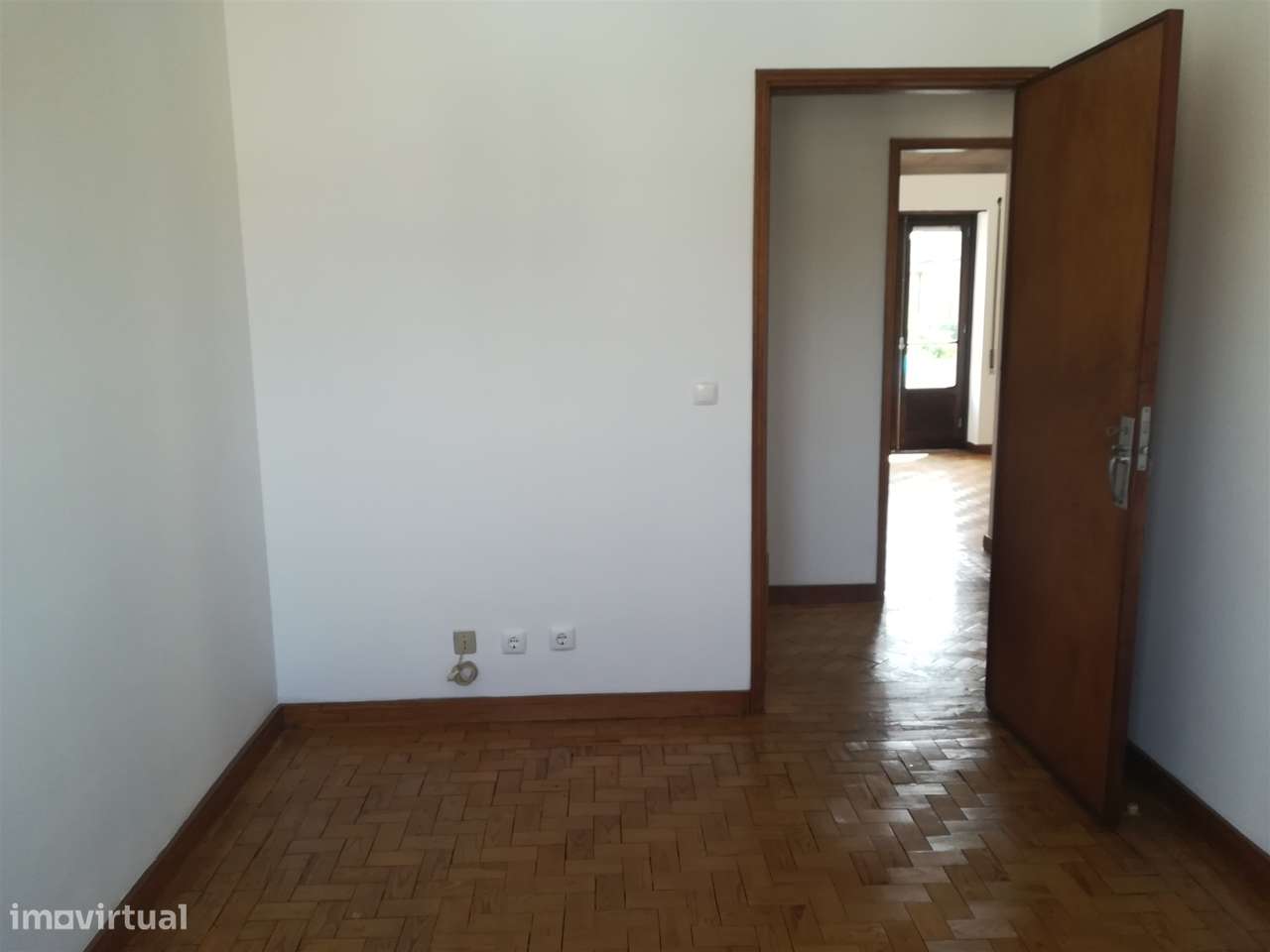 Apartamento T4 - Bairro Norton de Matos - Coimbra/Venda-35