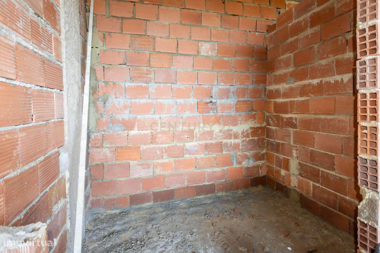 Luxuosa Moradia T3 em Quinta do Anjo, Palmela-17