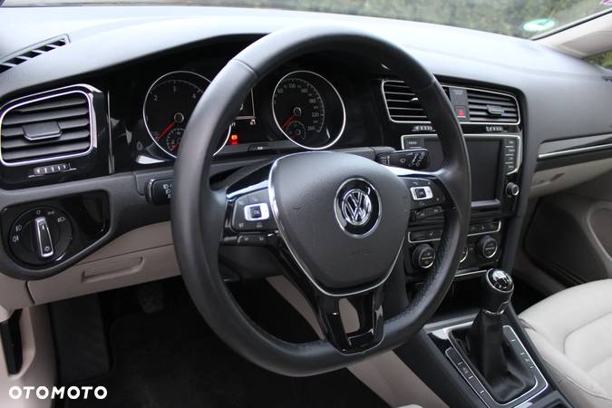 Volkswagen Golf Variant 2.0 TDI (BlueMotion Technology) Highline - 22