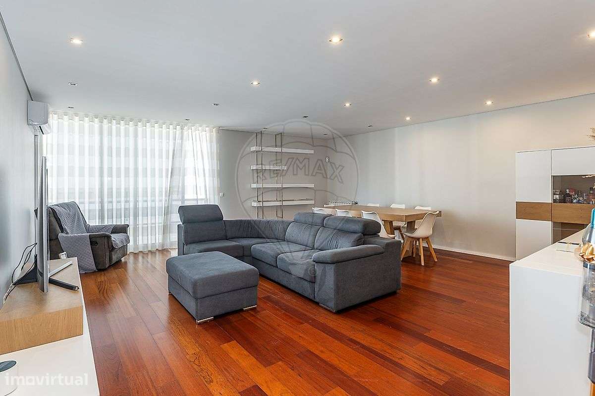 Moradia T4 para venda - Grande imagem: 2/34