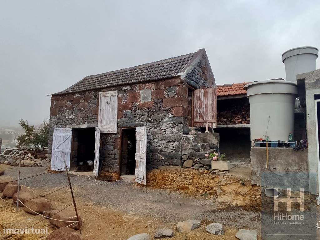 Moradia na Fajã da Ovelha, Calheta-12